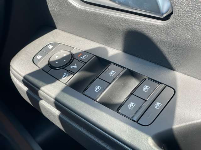 日産 セレナ ２．０ ハイウェイスターＶ Ｖセレクション R6年 (近畿) 99