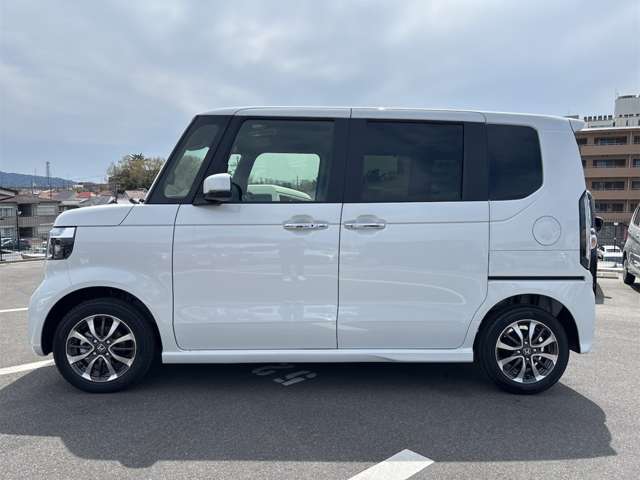 ホンダ Ｎ　ＢＯＸ カスタム ６６０ R7年 (近畿) 99