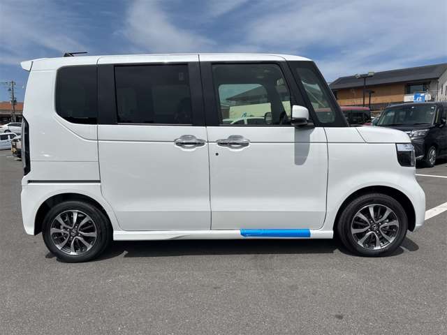 ホンダ Ｎ　ＢＯＸ カスタム ６６０ R7年 (近畿) 99