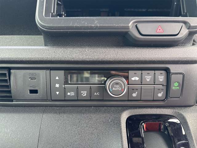 ホンダ Ｎ　ＢＯＸ カスタム ６６０ R7年 (近畿) 99