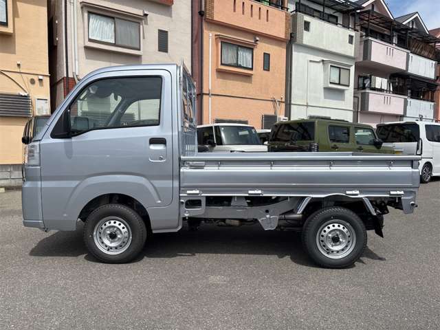 スバル サンバートラック ６６０ ＴＢ 三方開 R7年 (近畿) 99