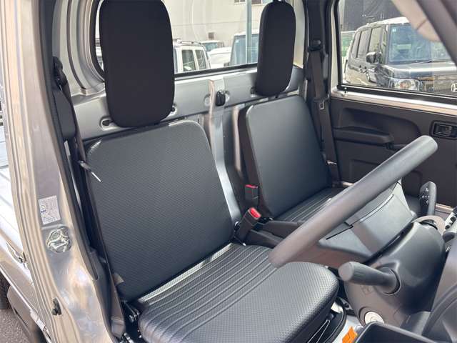 スバル サンバートラック ６６０ ＴＢ 三方開 R7年 (近畿) 99