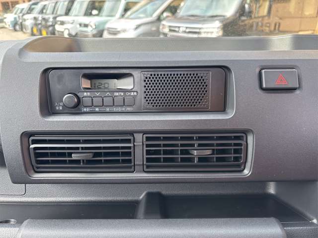 スバル サンバートラック ６６０ ＴＢ 三方開 R7年 (近畿) 99