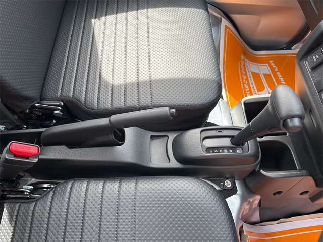 スバル サンバートラック ６６０ ＴＢ 三方開 R7年 (近畿) 99