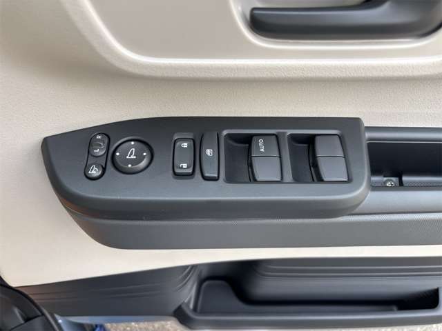 ホンダ Ｎ　ＢＯＸ ６６０ R7年 (近畿) 99