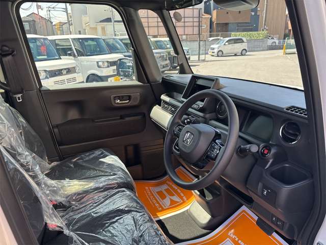 ホンダ Ｎ　ＢＯＸ カスタム ６６０ R7年 (近畿) 99