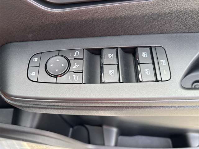 日産 セレナ ２．０ ハイウェイスターＶ Ｖセレクション R6年 (近畿) 99