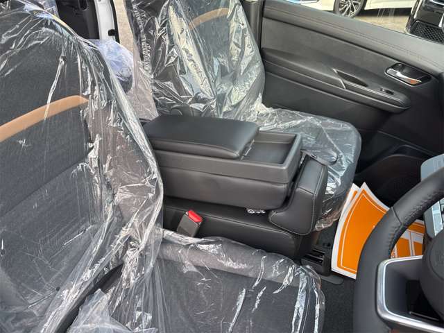 日産 セレナ ２．０ ハイウェイスターＶ Ｖセレクション R6年 (近畿) 99