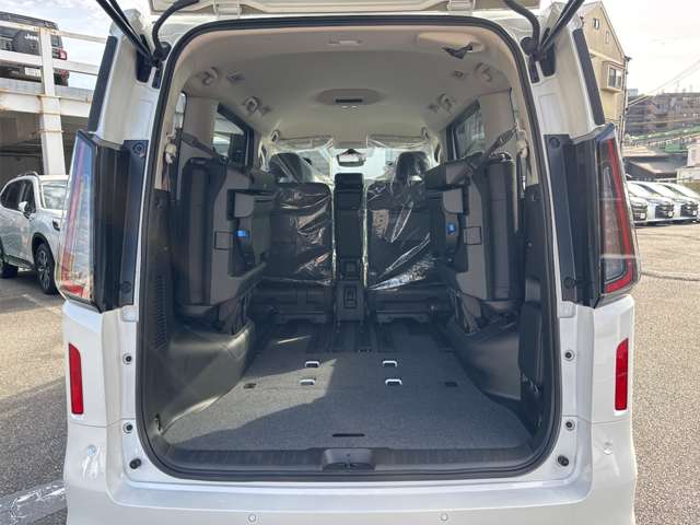 日産 セレナ ２．０ ハイウェイスターＶ Ｖセレクション R6年 (近畿) 99