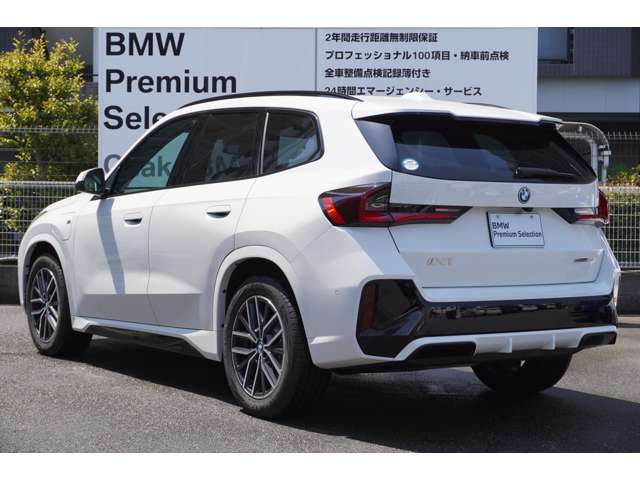 ＢＭＷ ｉＸ１ Ｅドライブ２０ Ｍスポーツ R6年 (近畿) 99