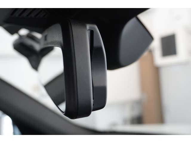 ＢＭＷ ｉＸ１ Ｅドライブ２０ Ｍスポーツ R6年 (近畿) 99