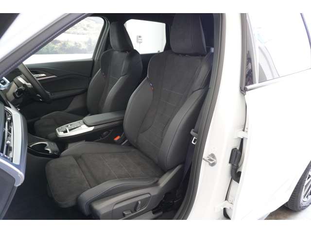 ＢＭＷ ｉＸ１ Ｅドライブ２０ Ｍスポーツ R6年 (近畿) 99