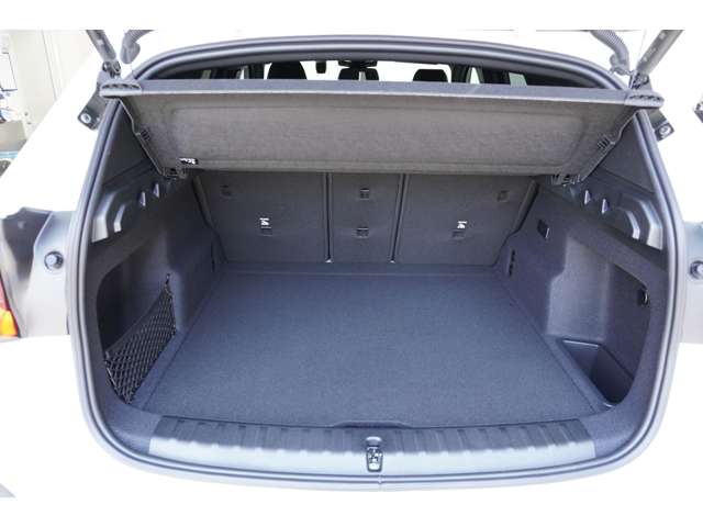 ＢＭＷ ｉＸ１ Ｅドライブ２０ Ｍスポーツ R6年 (近畿) 99