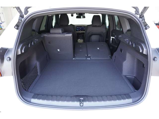 ＢＭＷ ｉＸ１ Ｅドライブ２０ Ｍスポーツ R6年 (近畿) 99