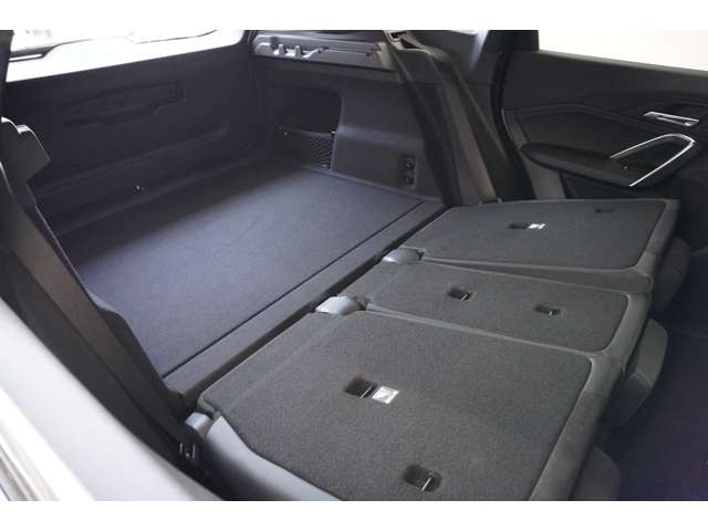 ＢＭＷ ｉＸ１ Ｅドライブ２０ Ｍスポーツ R6年 (近畿) 99