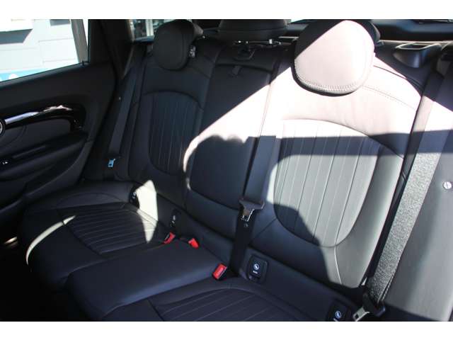 ミニ ミニクラブマン ジョン・クーパー・ワークス ４ＷＤ R2年 (関東) 99