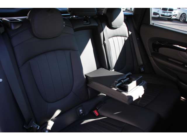 ミニ ミニクラブマン ジョン・クーパー・ワークス ４ＷＤ R2年 (関東) 99