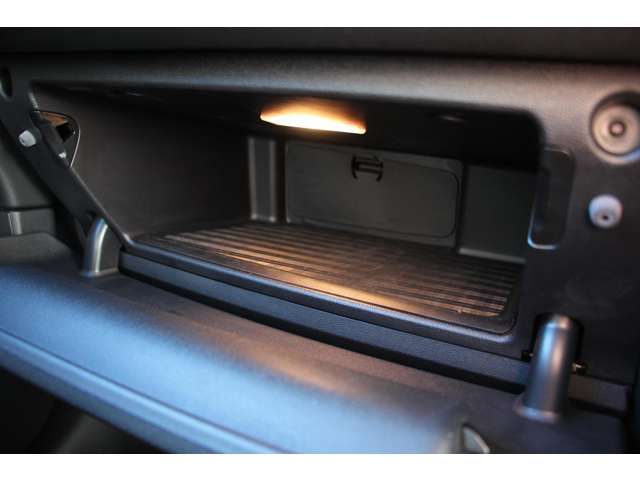 ミニ ミニクラブマン ジョン・クーパー・ワークス ４ＷＤ R2年 (関東) 99