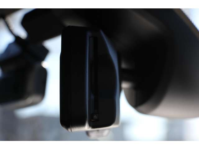 ミニ ミニクラブマン ジョン・クーパー・ワークス ４ＷＤ R2年 (関東) 99