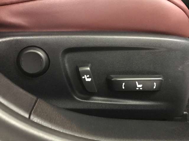 レクサス ＩＳ２５０ ２５０ Ｆスポーツ ４ＷＤ H26年 (北海道) 99