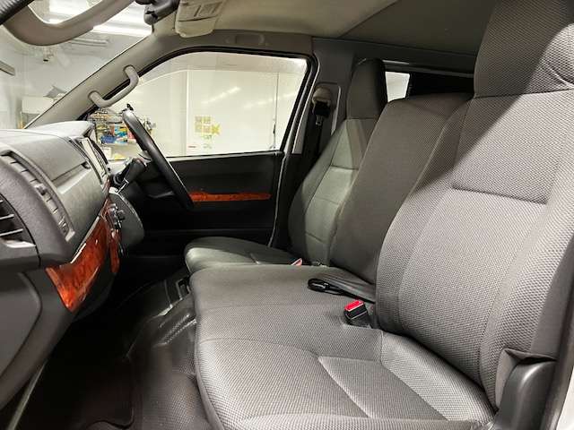 トヨタ ハイエースバン ３．０ ＤＸ ロング ＧＬパッケージ ディーゼルターボ ４ＷＤ H28年 (北海道) 99