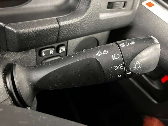 トヨタ ハイエースバン ３．０ ＤＸ ロング ＧＬパッケージ ディーゼルターボ ４ＷＤ H28年 (北海道) 99