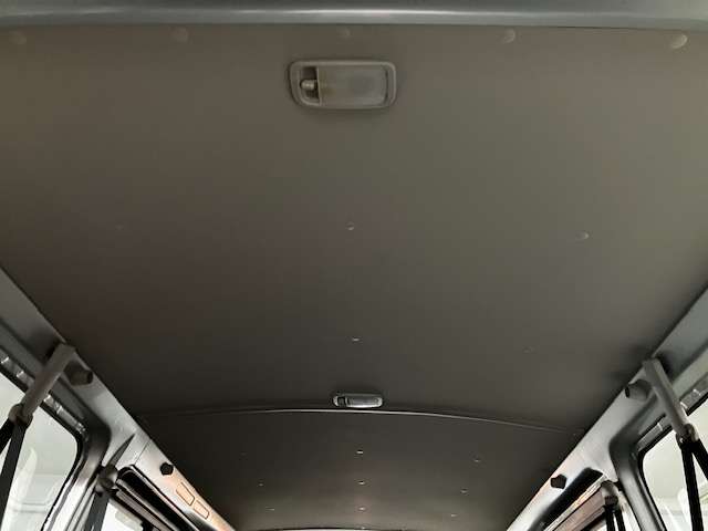 トヨタ ハイエースバン ３．０ ＤＸ ロング ＧＬパッケージ ディーゼルターボ ４ＷＤ H28年 (北海道) 99