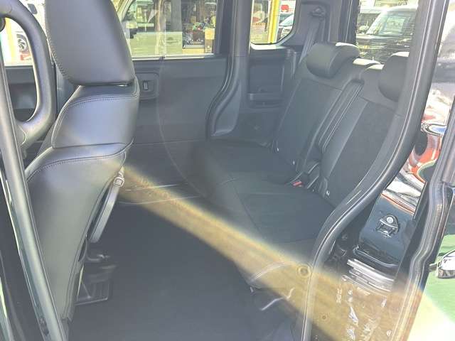 ホンダ Ｎ　ＢＯＸ カスタム ６６０ ターボ R6年 (東海) 99