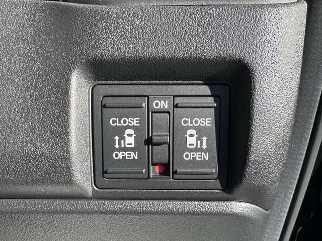 ホンダ Ｎ　ＢＯＸ カスタム ６６０ ターボ R6年 (東海) 99