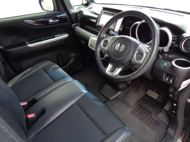 ホンダ Ｎ　ＢＯＸ ６６０ カスタムＧ ターボ Ｌパッケージ H27年 () 99