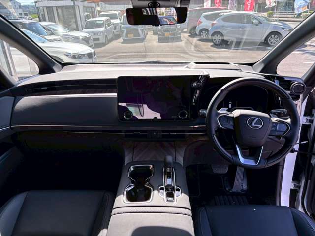 レクサス ＬＭ５００ｈ ５００Ｈ バージョンＬ ４ＷＤ R6年 (九州・沖縄) 99