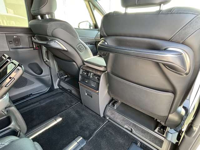 レクサス ＬＭ５００ｈ ５００Ｈ バージョンＬ ４ＷＤ R6年 (九州・沖縄) 99