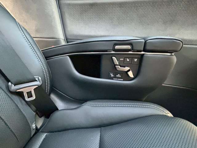 レクサス ＬＭ５００ｈ ５００Ｈ バージョンＬ ４ＷＤ R6年 (九州・沖縄) 99