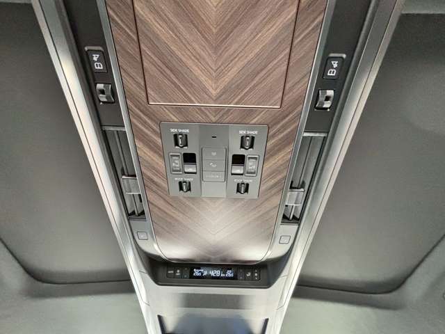 レクサス ＬＭ５００ｈ ５００Ｈ バージョンＬ ４ＷＤ R6年 (九州・沖縄) 99