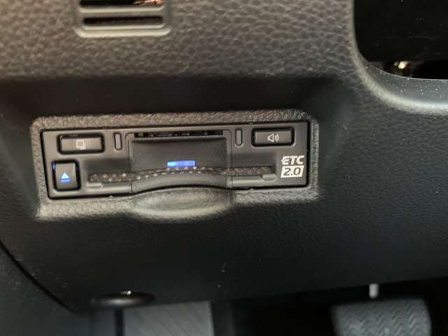 トヨタ ヴォクシー １．８ ハイブリッド Ｓ－Ｚ R6年 (九州・沖縄) 99