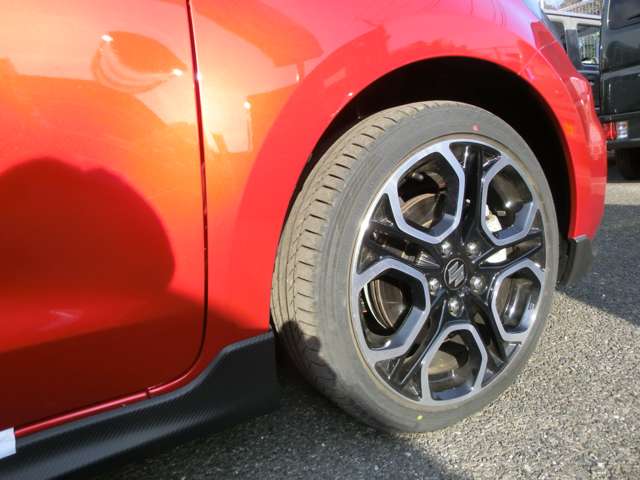 スズキ スイフト スポーツ １．４ R5年 (関東) 99