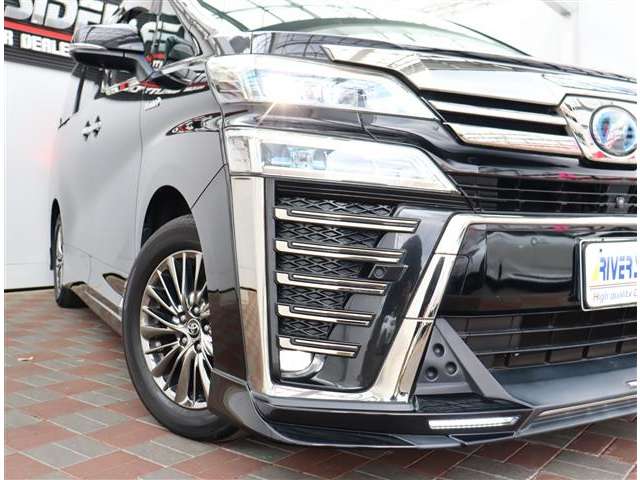 トヨタ ヴェルファイア　ハイブリッド ハイブリッド ２．５ エグゼクティブ ラウンジ Ｚ Ｅ－ＦＯＵＲ ４ＷＤ H30年 (関東) 99