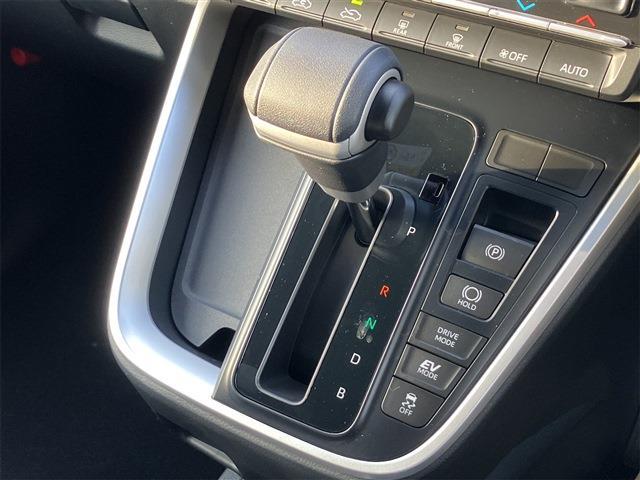 トヨタ ノア １．８ ハイブリッド Ｓ－Ｚ R6年 (東海) 99