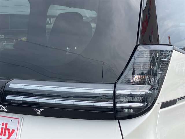 トヨタ ヴォクシー １．８ ハイブリッド Ｓ－Ｇ R6年 (東海) 99