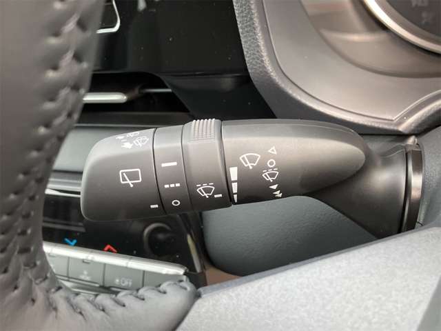 トヨタ ヴォクシー １．８ ハイブリッド Ｓ－Ｇ R6年 (東海) 99