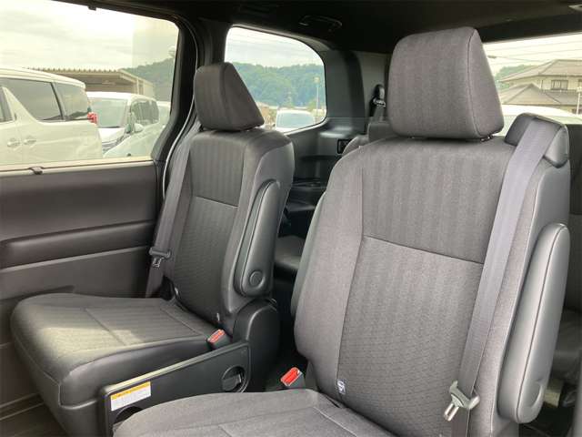 トヨタ ヴォクシー １．８ ハイブリッド Ｓ－Ｇ R6年 (東海) 99