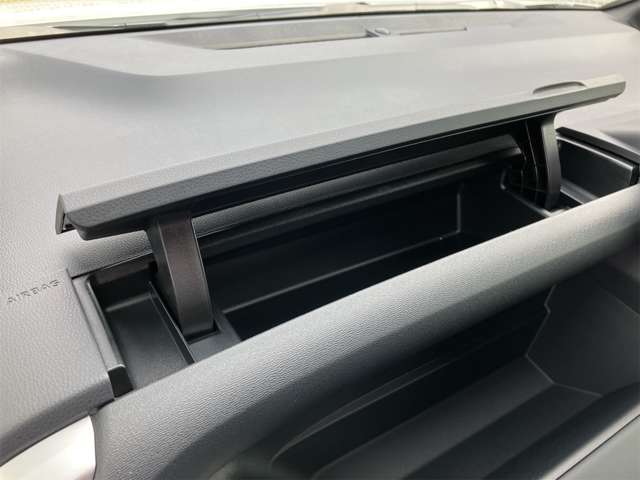 トヨタ ヴォクシー １．８ ハイブリッド Ｓ－Ｇ R6年 (東海) 99