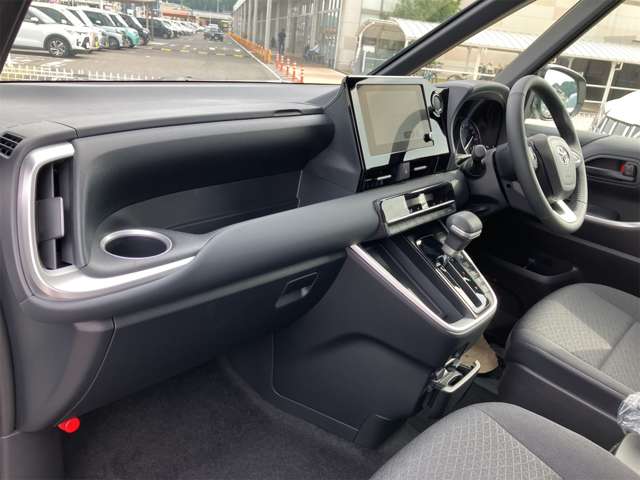 トヨタ ヴォクシー １．８ ハイブリッド Ｓ－Ｇ R6年 (東海) 99