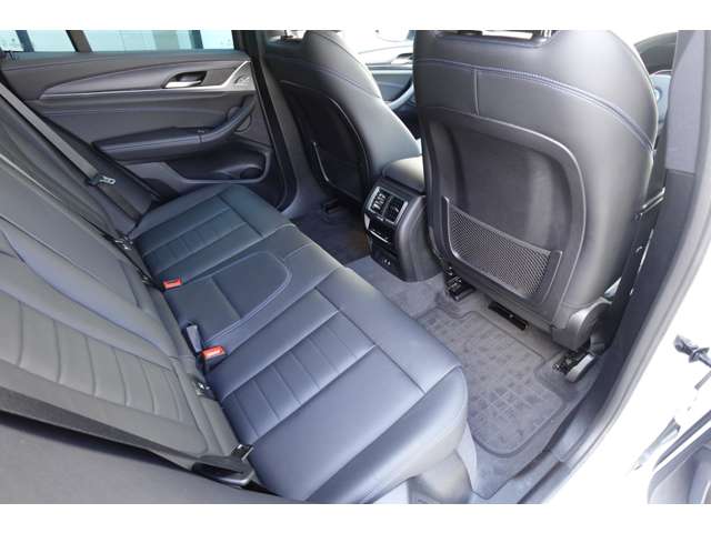 ＢＭＷ ｉＸ３ Ｍスポーツ R4年 (近畿) 99