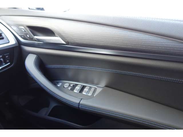 ＢＭＷ ｉＸ３ Ｍスポーツ R4年 (近畿) 99