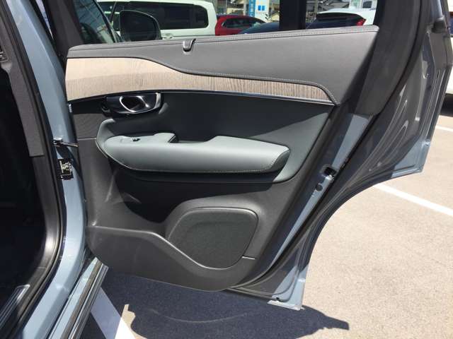 ボルボ ＸＣ９０ リチャージ プラグインハイブリッド Ｔ８ ＡＷＤ インスクリプション ４ＷＤ R4年 (東海) 99