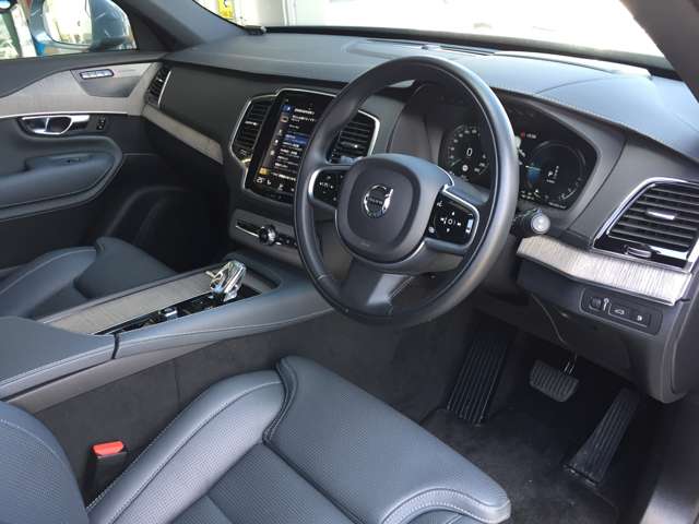 ボルボ ＸＣ９０ リチャージ プラグインハイブリッド Ｔ８ ＡＷＤ インスクリプション ４ＷＤ R4年 (東海) 99