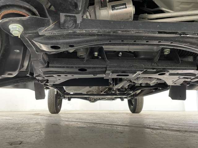 スズキ キャリイトラック ６６０ ＫＣエアコン・パワステ ３方開 ４ＷＤ R4年 (北海道) 99