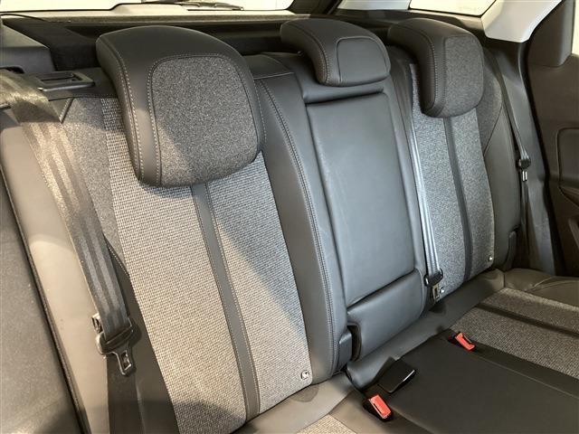 プジョー ３００８ アリュール　ＬＥＤパッケージ H30年 (東北) 99