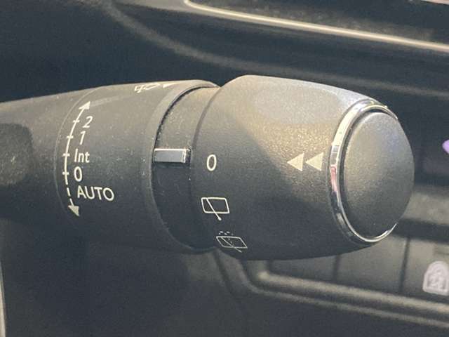 プジョー ３００８ アリュール　ＬＥＤパッケージ H30年 (東北) 99